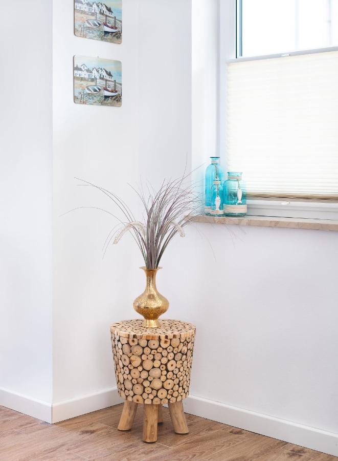 Dom Latarnika Apartment ยารอสวาเวียซ ภายนอก รูปภาพ