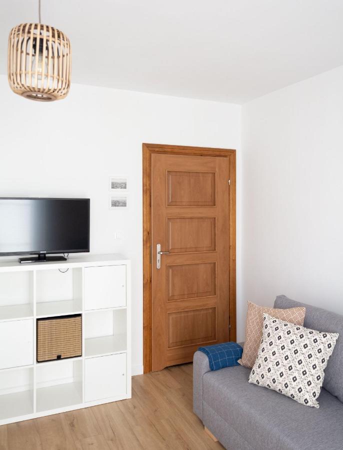 Dom Latarnika Apartment ยารอสวาเวียซ ภายนอก รูปภาพ
