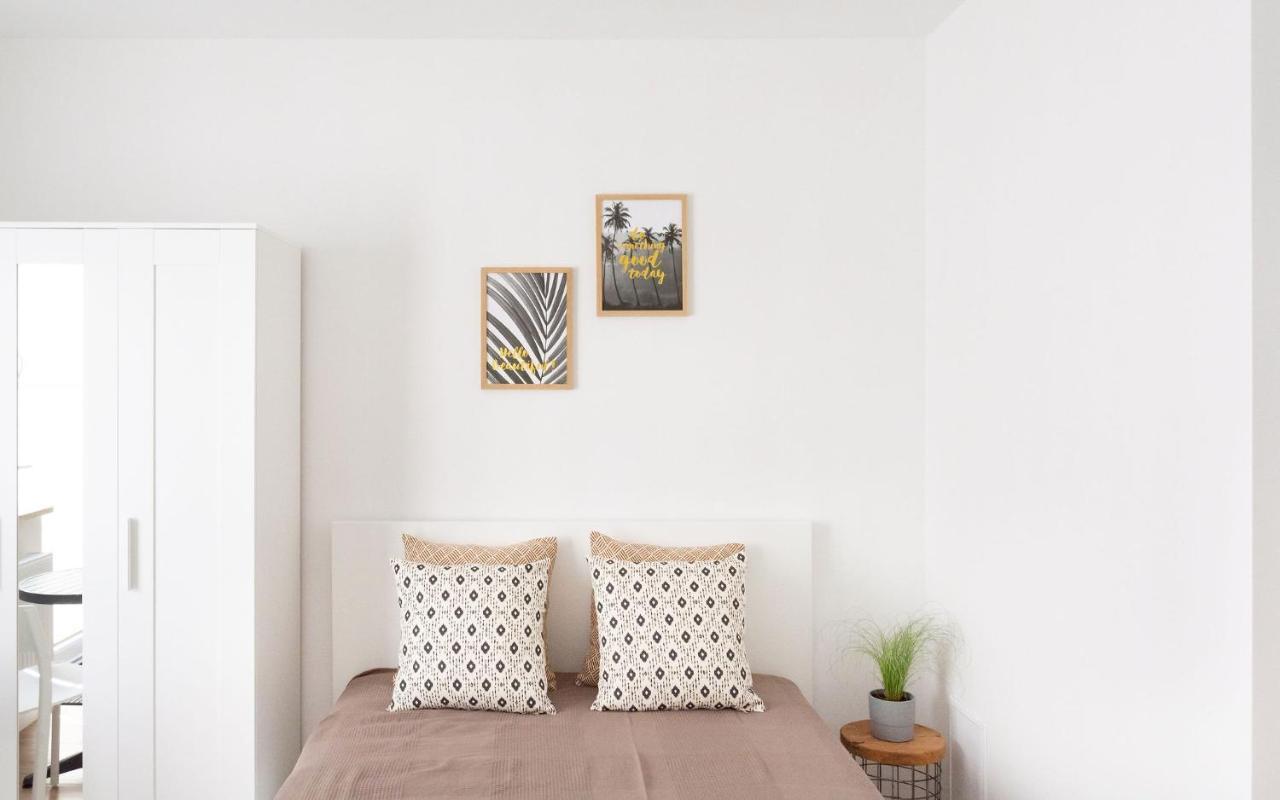 Dom Latarnika Apartment ยารอสวาเวียซ ภายนอก รูปภาพ