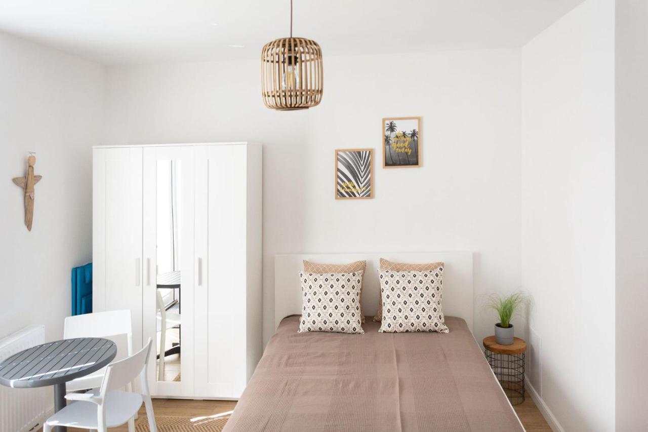 Dom Latarnika Apartment ยารอสวาเวียซ ภายนอก รูปภาพ