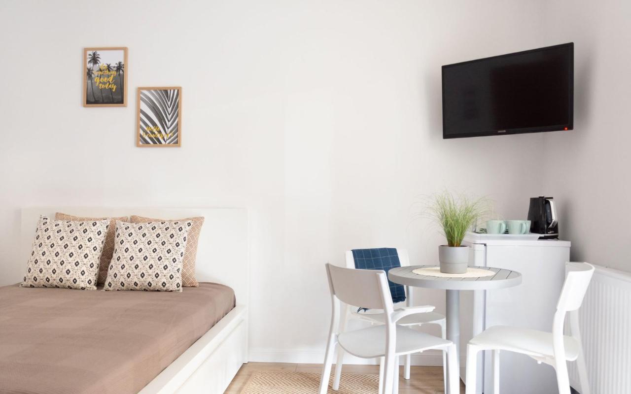 Dom Latarnika Apartment ยารอสวาเวียซ ภายนอก รูปภาพ